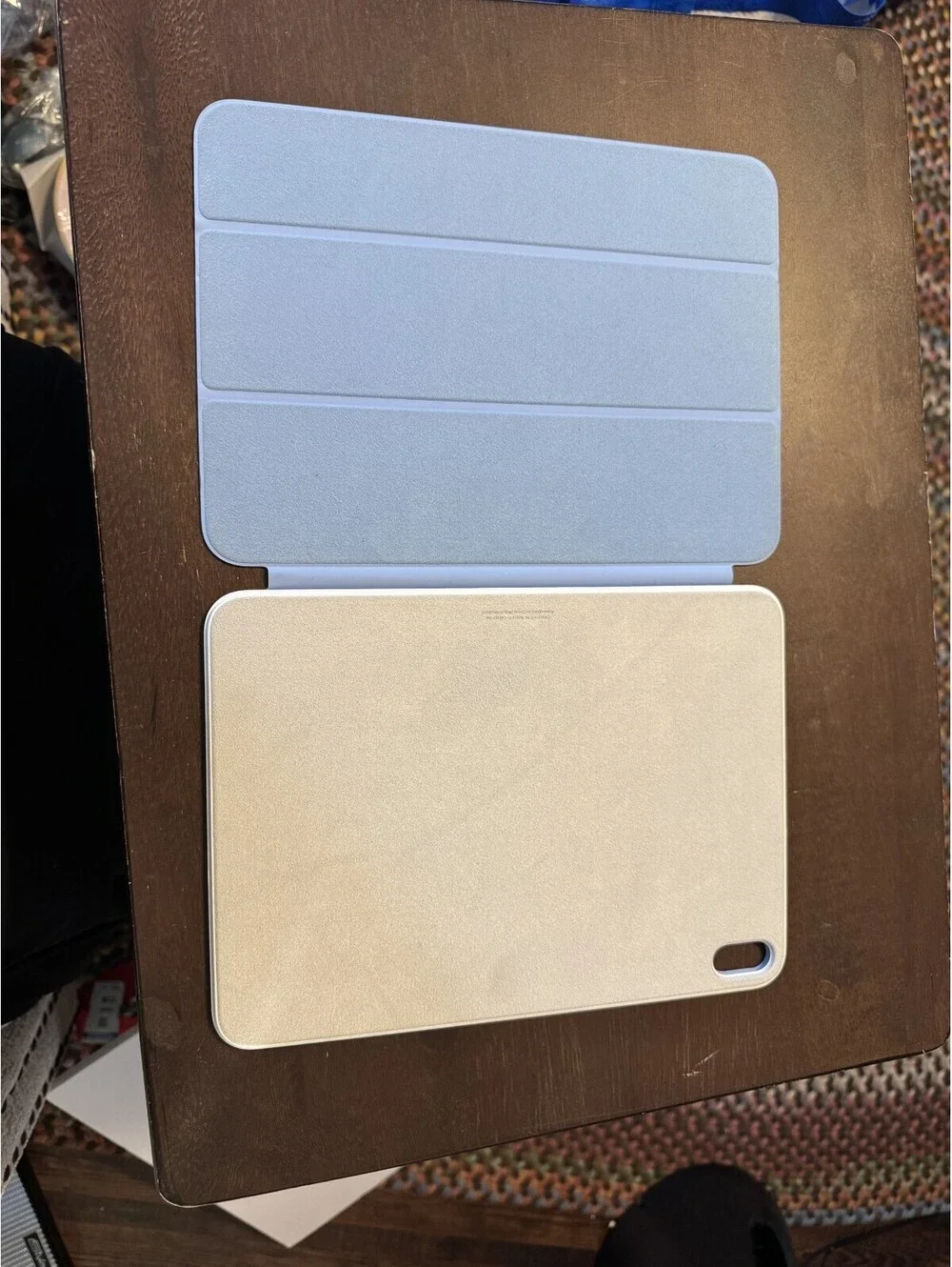 Apple Smart Folio iPad 11 inch Sky Protective Cover iPad Air & Pro (Read)